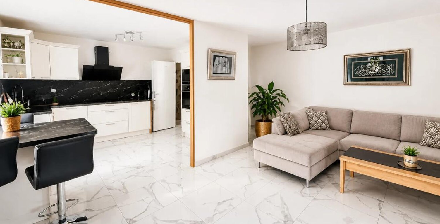 À VENDRE EN EXCLUSIVITÉ – T4 RÉNOVÉ – DERNIER ÉTAGE AVEC BALCON — photo 1