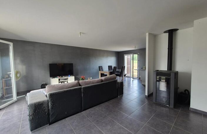 Maison de 5 pièces de 100 m² à Mainxe-Gondeville — photo 3