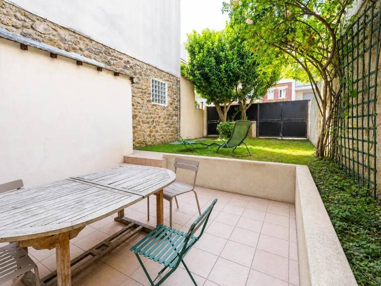 Maison familiale de 6 pièces de 161 m² à Suresnes — photo 1