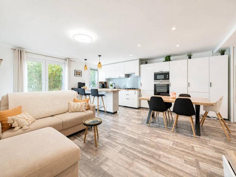 Cagnes sur Mer - 2 pièces entièrement rénové - 58 m²  petit exterieur — photo 1