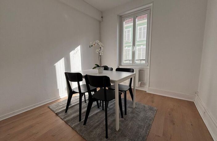 T2 Meublé - 47m2 - Quartier Franklin-Fridolin — photo 3