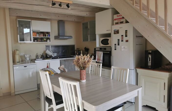 Appartement Estezargues 3 pièce(s) 71.50 m2 — photo 4