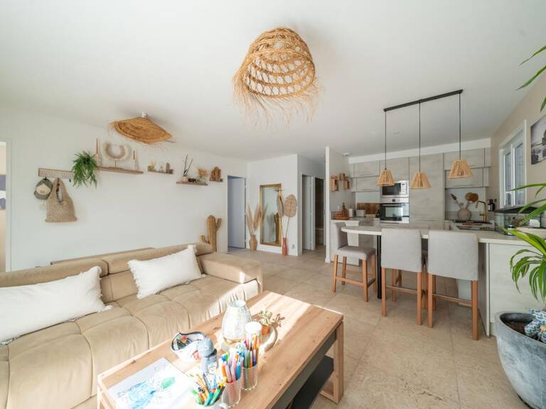 Maison À Vendre La Teste de Buch 33260✨ Rénovation 2024: Plain-pied clés en main au calme absolu ! — photo 1