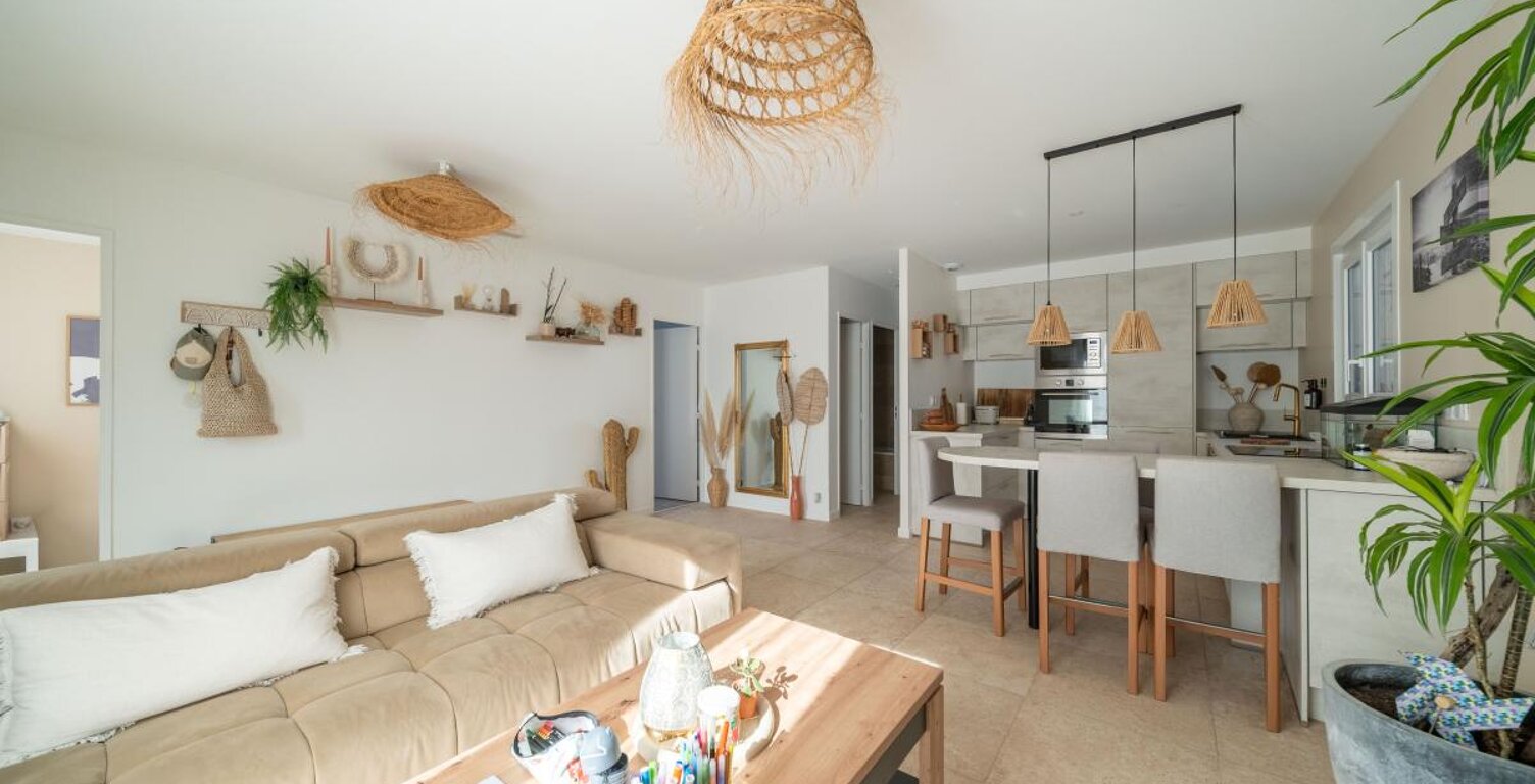 Maison À Vendre La Teste de Buch 33260✨ Rénovation 2024: Plain-pied clés en main au calme absolu ! — photo 1