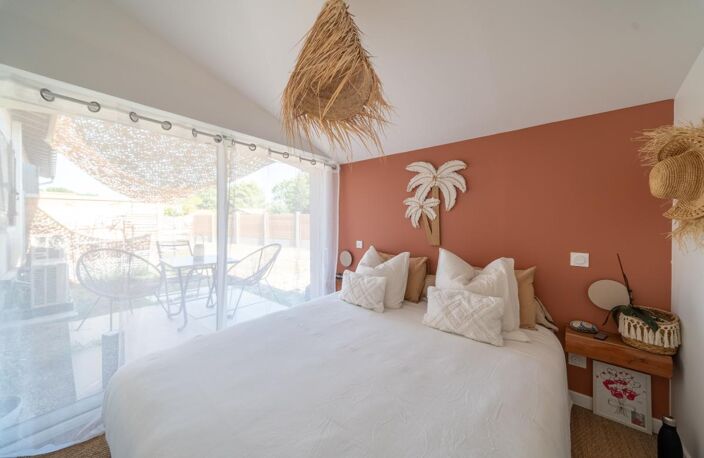 Maison À Vendre La Teste de Buch 33260✨ Rénovation 2024: Plain-pied clés en main au calme absolu ! — photo 4