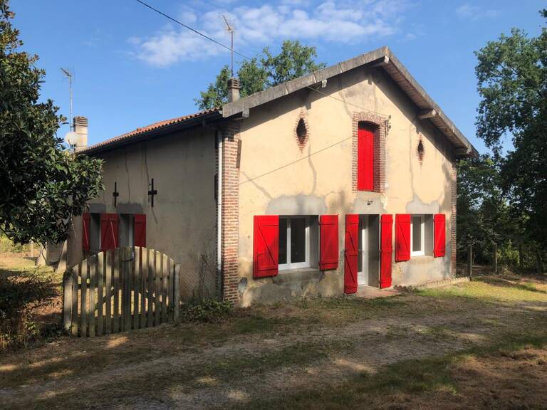 Maison 4 chambres - 103,75 m² SAINT PIERRE DU MONT — photo 1