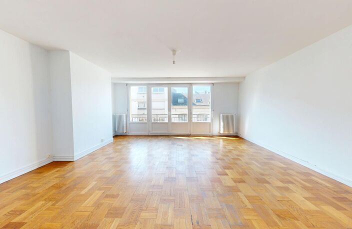 Appartement À Vendre — photo 2
