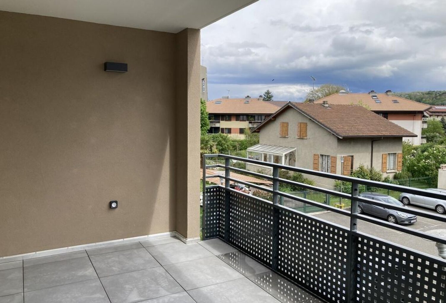 Appartement À Louer — photo 1