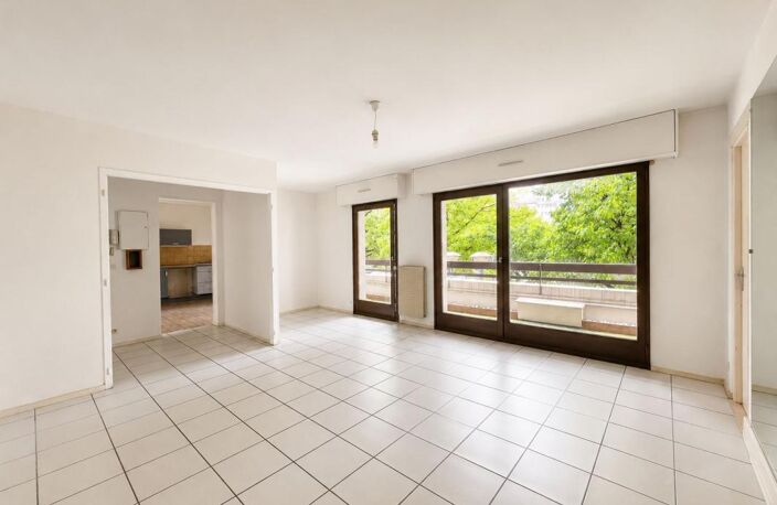 THONON-LES-BAINS – PLACE DES ARTS – Appartement T5 de 97 m² avec balcon, garage et cave — photo 3