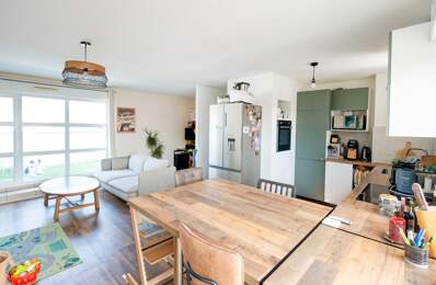 Appartement À Vendre — photo du bien