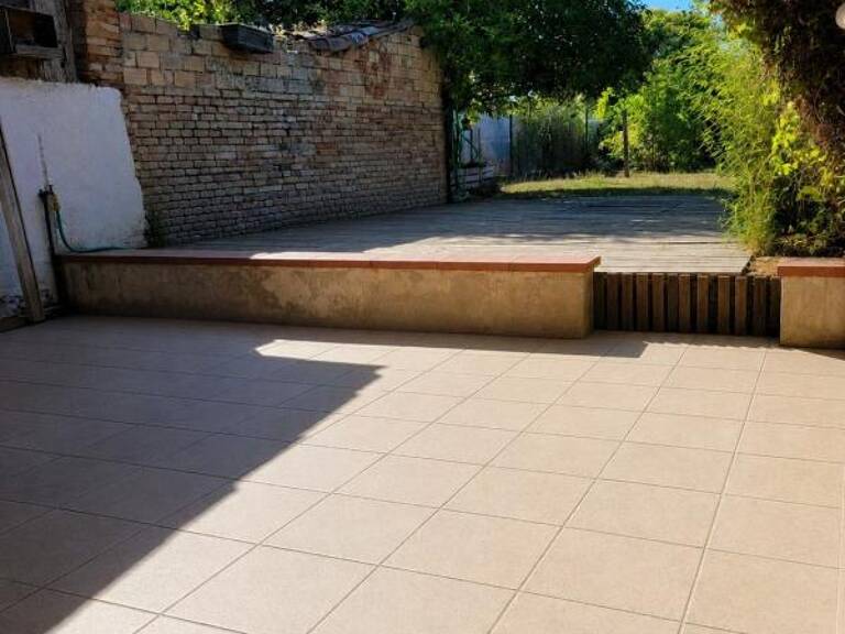 Maison À Louer - L'isle-Jourdain — photo 1