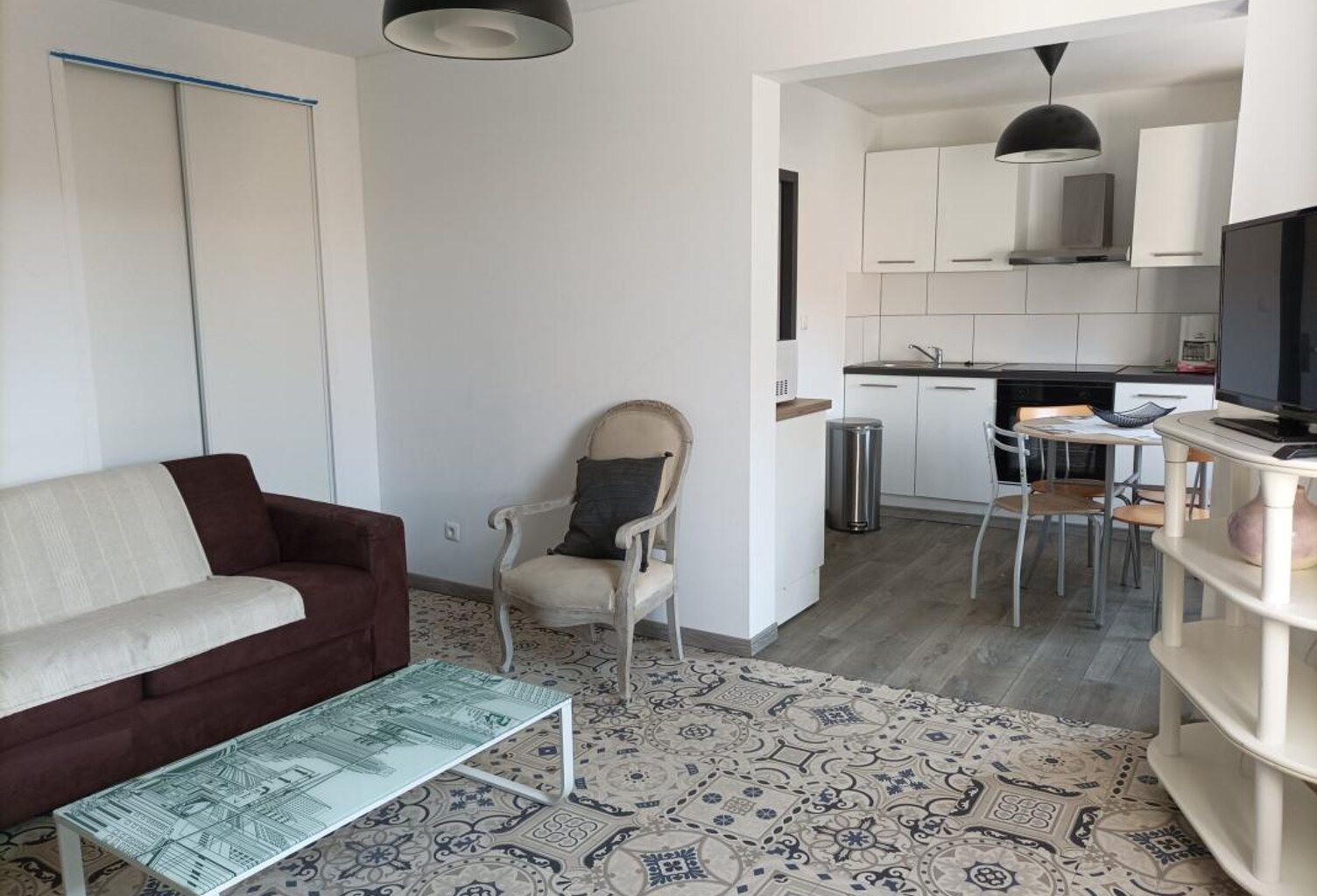 APPARTEMENT T2 meublé — photo 1