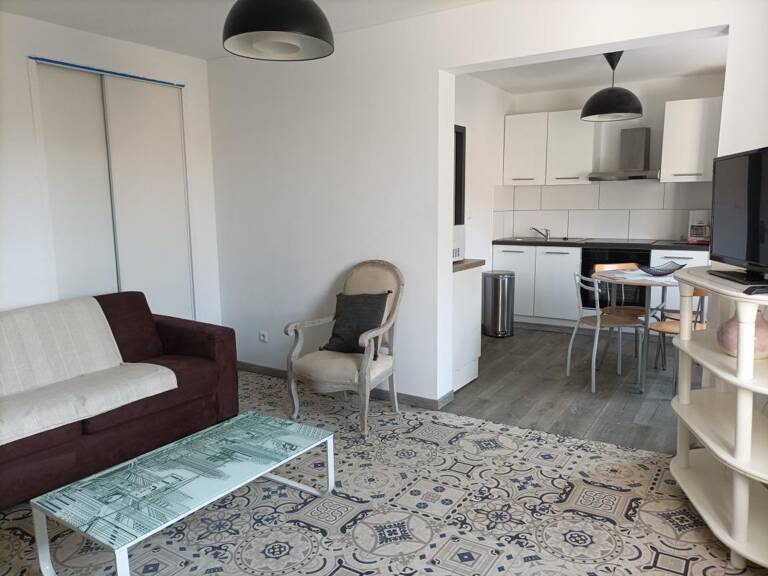 APPARTEMENT T2 meublé — photo 1