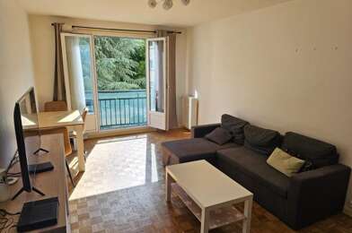 Appartement 3 pièces 750 €