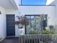 Contemporaine de 2021 - 120m2 - Trois chambres et un studio — photo 2