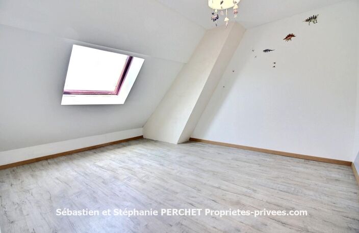 Maison de charme rénovée de 116 m² avec hangar et terrain de 2 630 m² — photo 5