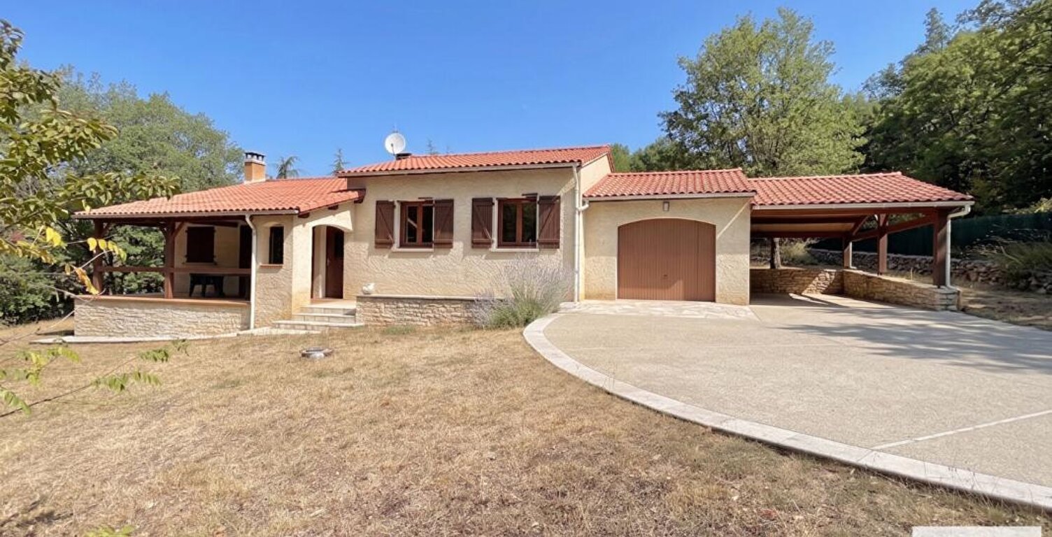 VERS, maison 5 pièces sur plus de 8000m² de terrain — photo 1