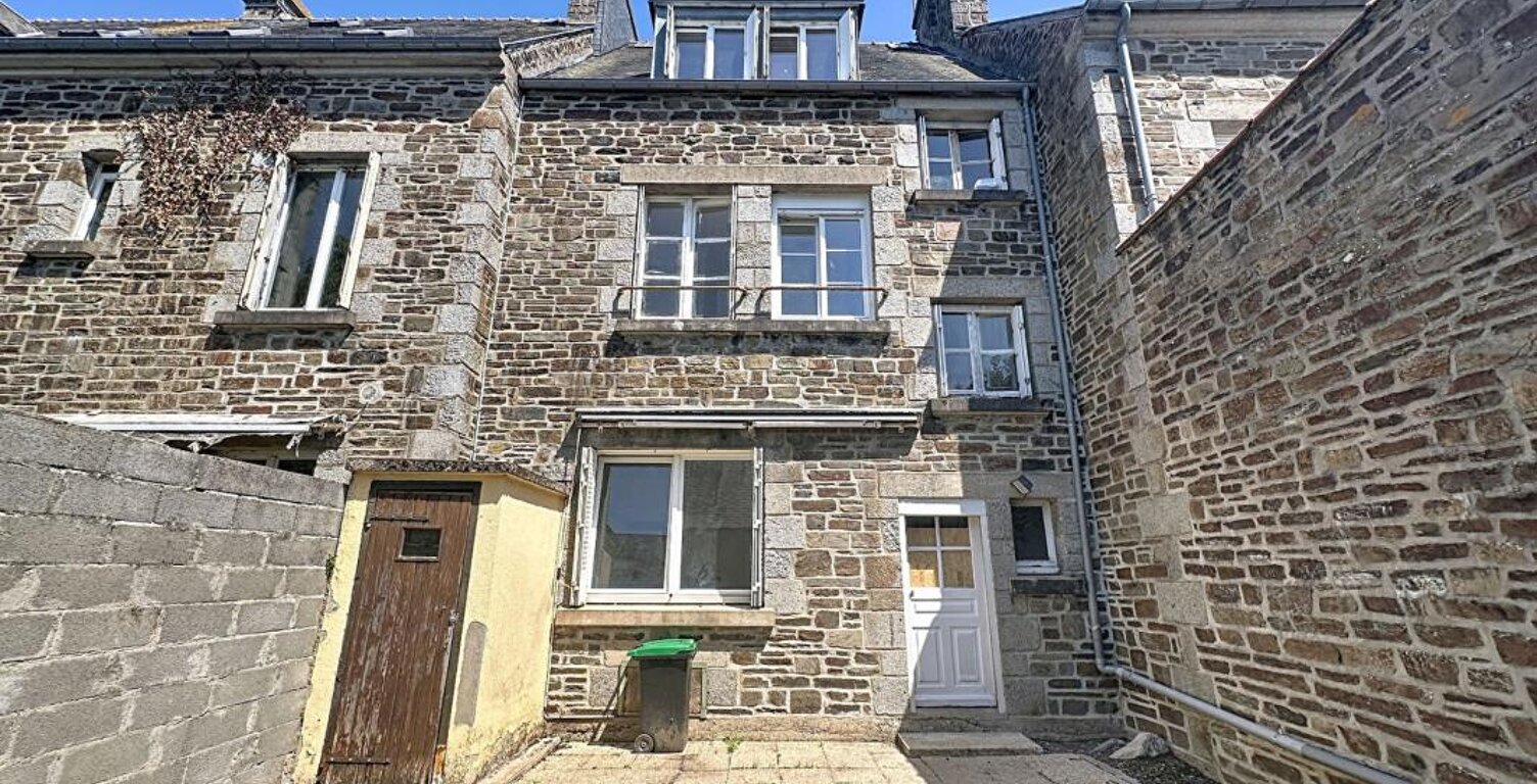 Maison de 120m² dans le bourg de Sourdeval — photo 1
