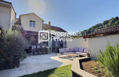 Maison T6/7 d'env. 165m² située au calme avec 4/5 ch., 2 garages fermés et piscine sur PERIGUEUX (24000) — photo du bien