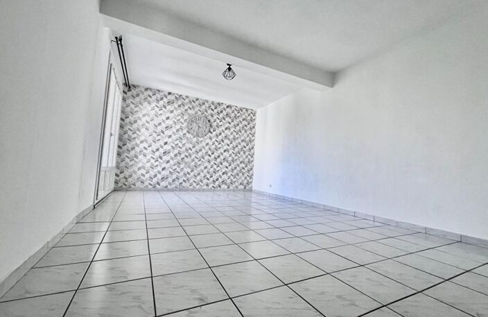 Magnifique appartement T3/T4 de 81 m2 au 4 ème sans ascenseur d'une petite copropriété aux faibles charges — photo 3