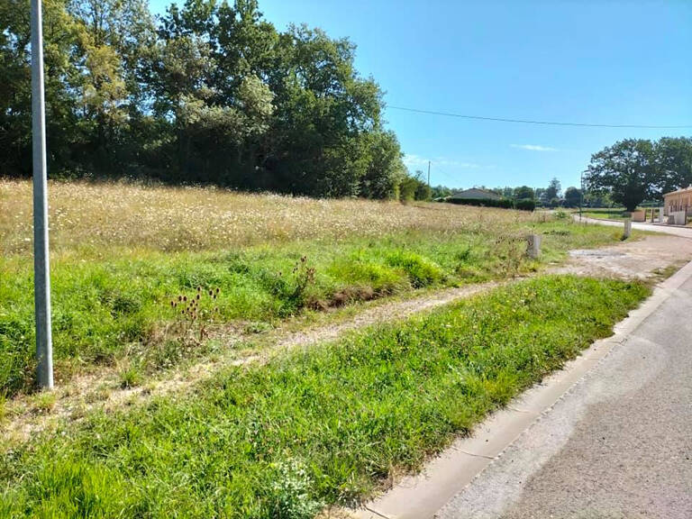 Terrain constructible Mauvezin(32120) 977m² — photo 1