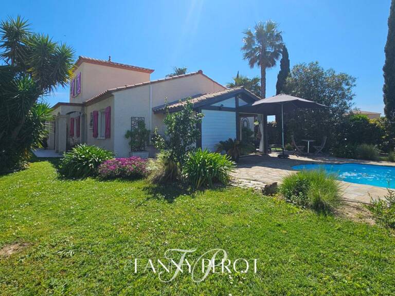 A Saint-Cyprien, maison 4 faces de 120m² sur une parcelle de 838m² avec piscine et garage — photo 1