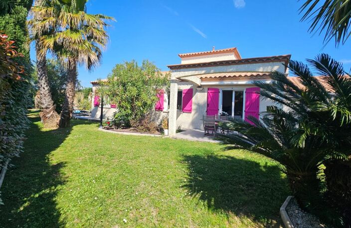 A Saint-Cyprien, maison 4 faces de 120m² sur une parcelle de 838m² avec piscine et garage — photo 3