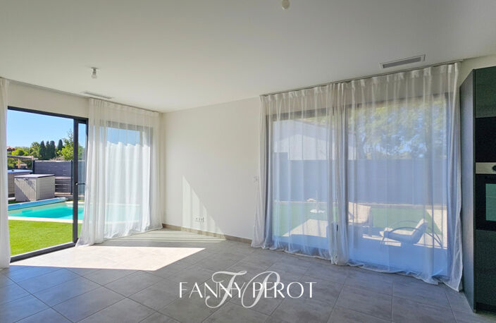 Maison 3 faces de 90 m² avec piscine et garage à Saint-Cyprien — photo 4