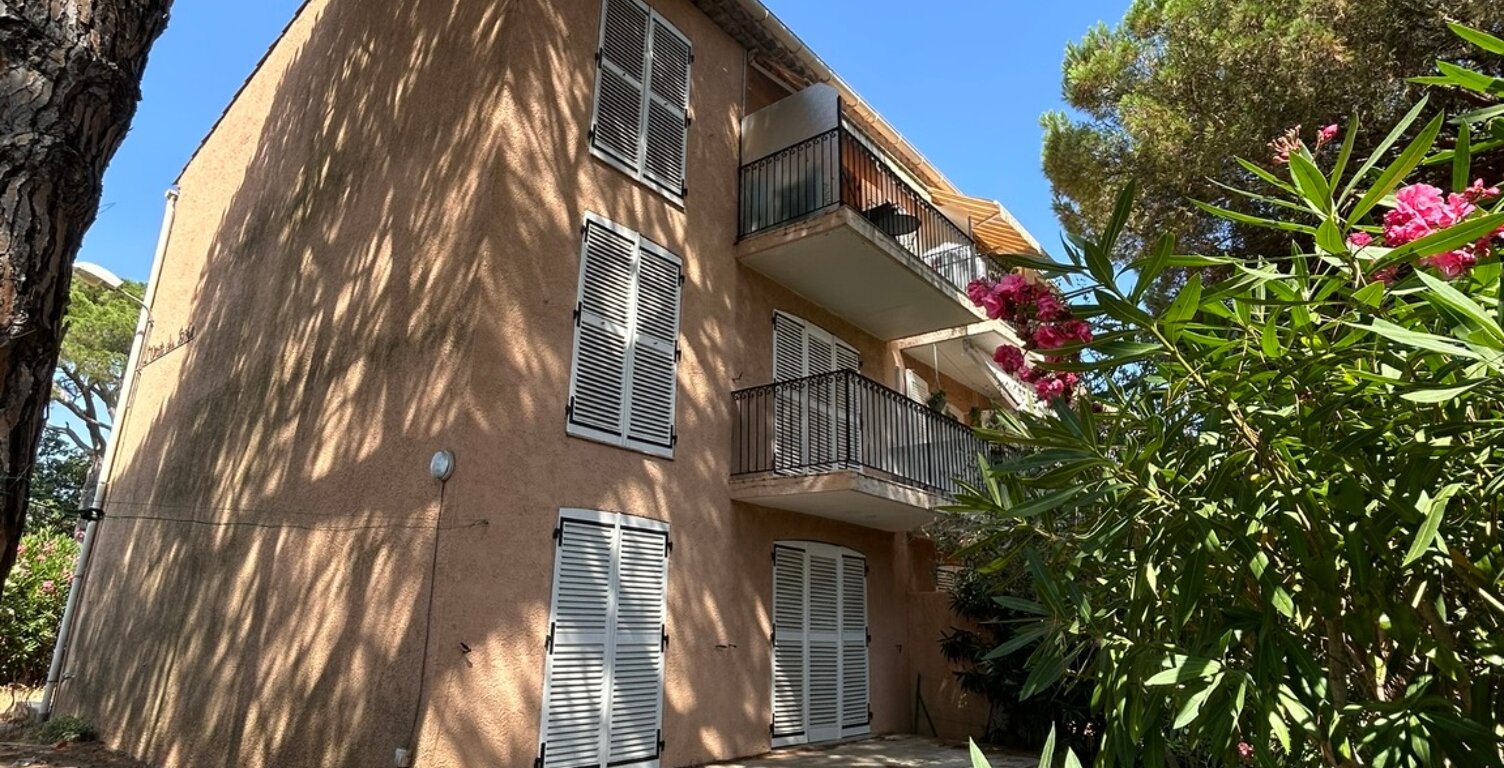 Vente appartement 2 pièces 48 m² Saint-Raphaël (83700) — photo 1
