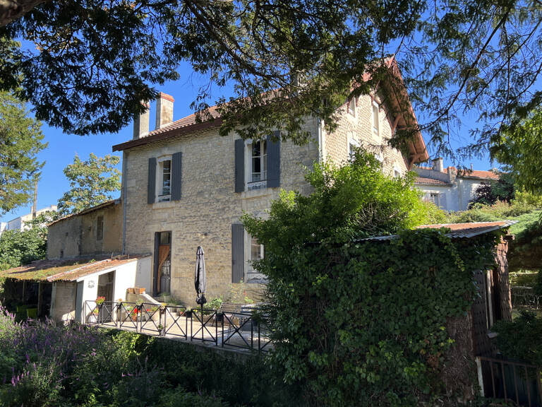 Maison atout charme st jean d'Angély — photo 1