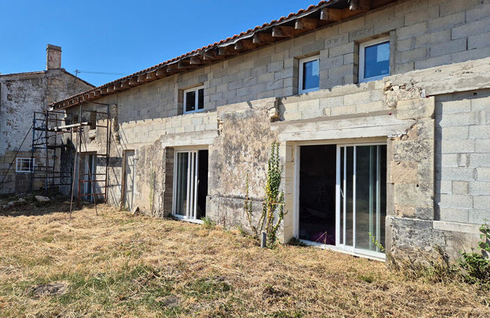 Maison avec beau potentiel à Anglade — photo 2