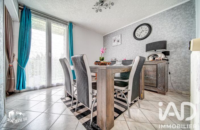 Vente Appartement 4 pièces — photo 2