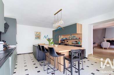 Maison 7 pièces 349000 €