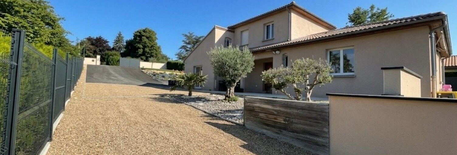 Maison 5 Pièces 150 m² à vendre à Beauregard-l'Évêque (63116)