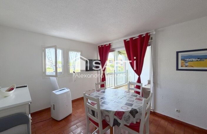 APPARTEMENT T2 BIS ET LOGGIA VUE SUR L'ETANG ET PISCINE — photo 2