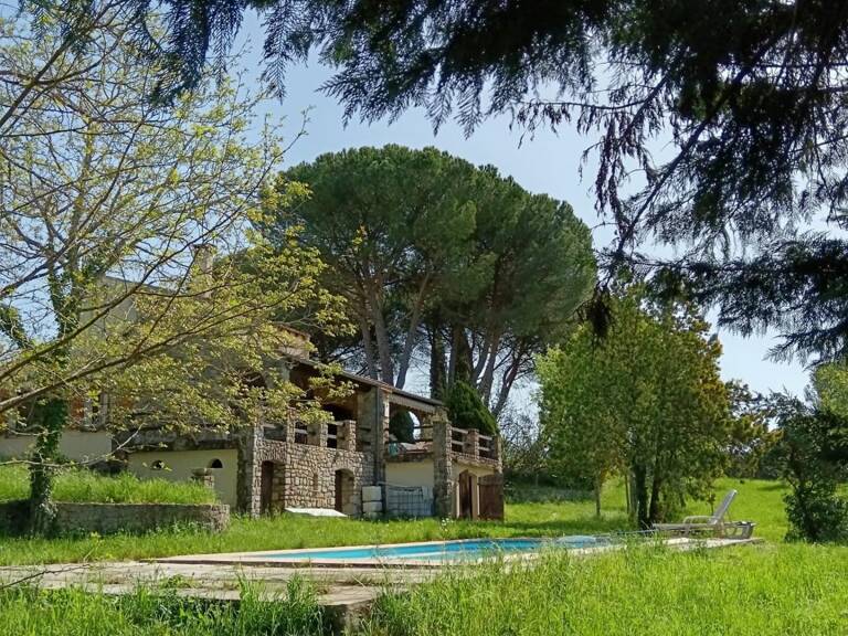 Maison 98 m2 sur terrain 4350 m2, piscine, garage, atelier — photo 1