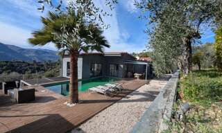 Maison 8 Pièces 295 m² à vendre à Castagniers (06670)