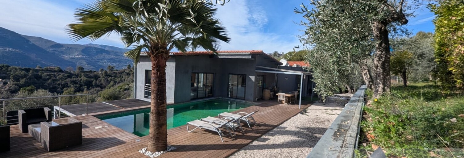 Maison 8 Pièces 295 m² à vendre à Castagniers (06670)