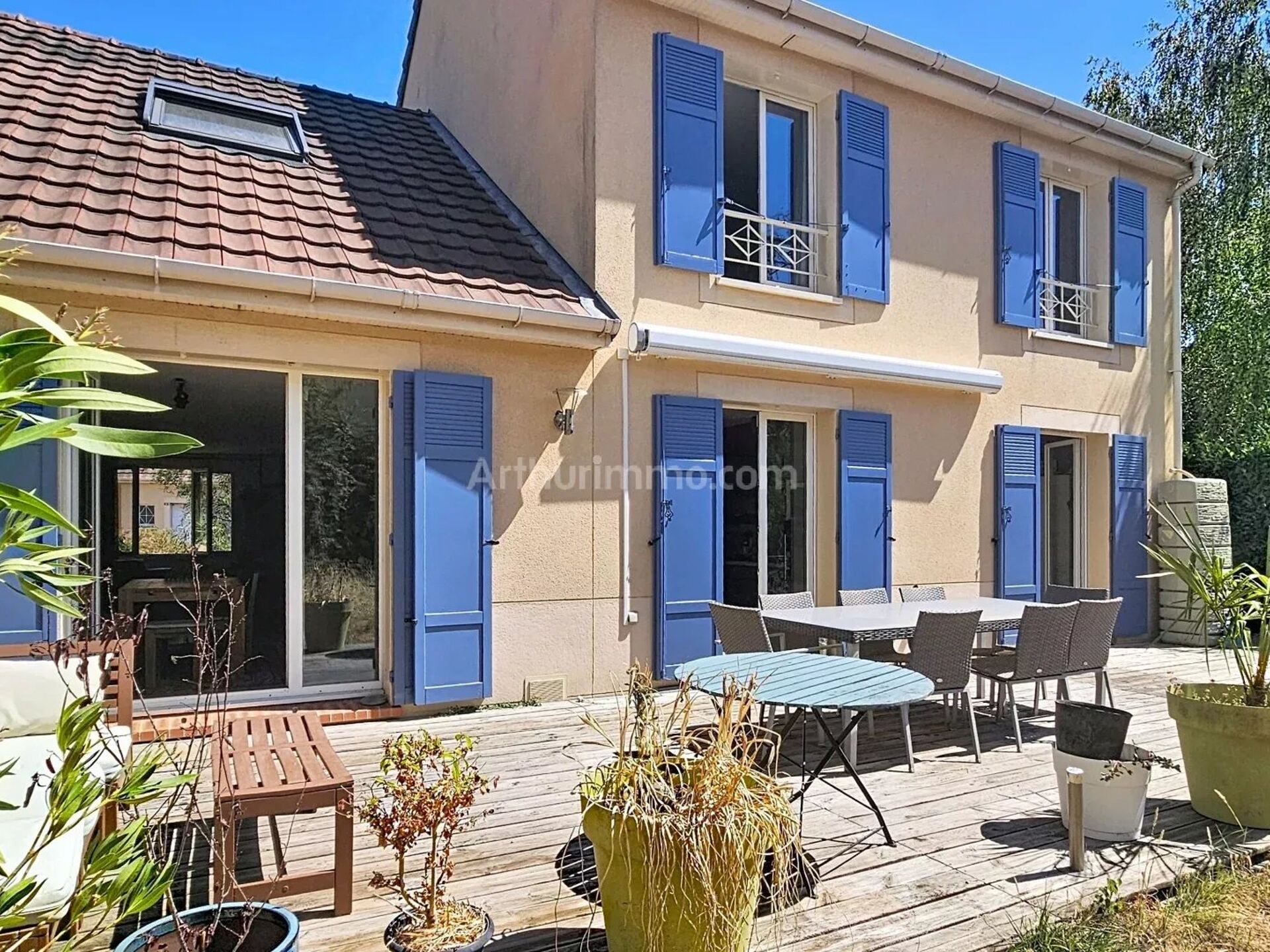 Maison 6 pièces 147 m² · à Montlhéry · 147 m² · 450 000 €