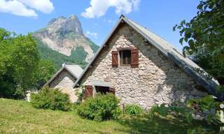 Maison 5 Pièces 131 m² à vendre à Plateau-des-Petites-Roches (38660)