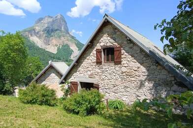Maison 5 pièces 395000 €