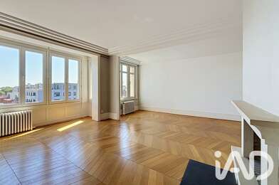 Appartement 4 pièces 299990 €