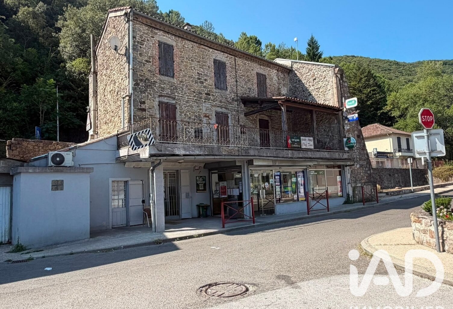 Vente Boutique/Local commercial 180 m&sup2; — photo 1