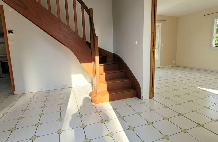 Vente Maison traditionnelle 5 pièces — photo 3