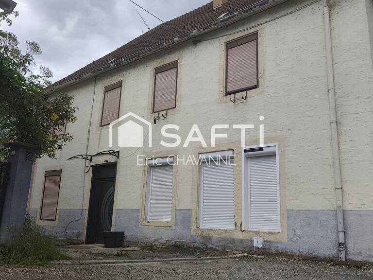 Deux appartements et garage, belle rentabilité — photo 1