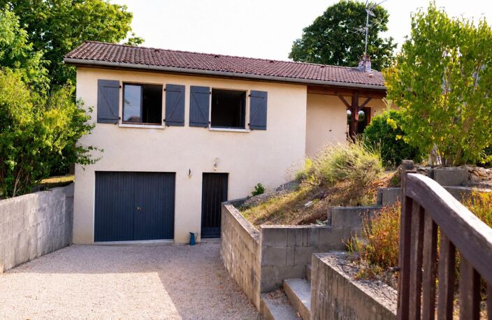 Maison de 90m² avec 3 chambres, jardin et garage — photo 4