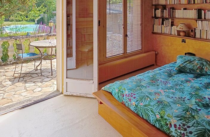 Très Belle Maison Ancienne avec Piscine et Superbe Extérieur — photo 5