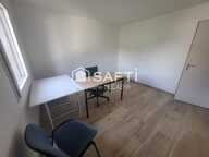 3 bureaux de disponible location de 1 / 2 ou 3 bureaux possible tous au meme etage (R+1), partie commune en RDC et WC a chaque niveaux — photo 3