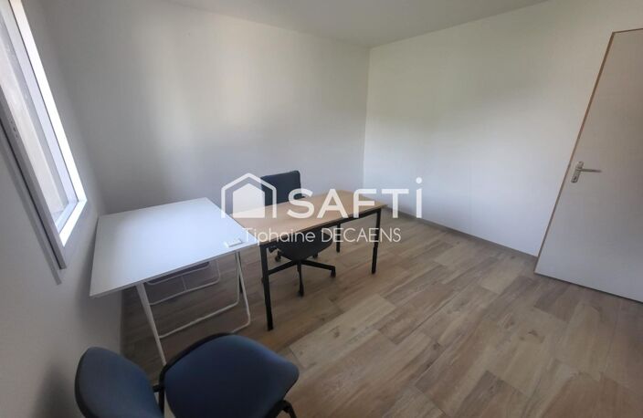 3 bureaux de disponible location de 1 / 2 ou 3 bureaux possible tous au meme etage (R+1), partie commune en RDC et WC a chaque niveaux — photo 3