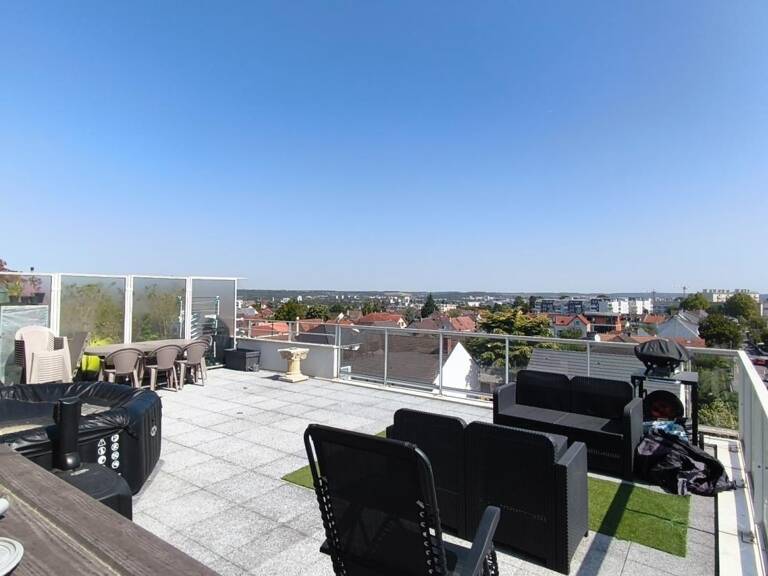 NOISY-LE-GRAND – 4 PIÈCES 72 M² – TERRASSE 60 M² – 3 CHAMBRES – PARKING en sus – RER A 8 MIN À PIED — photo 1